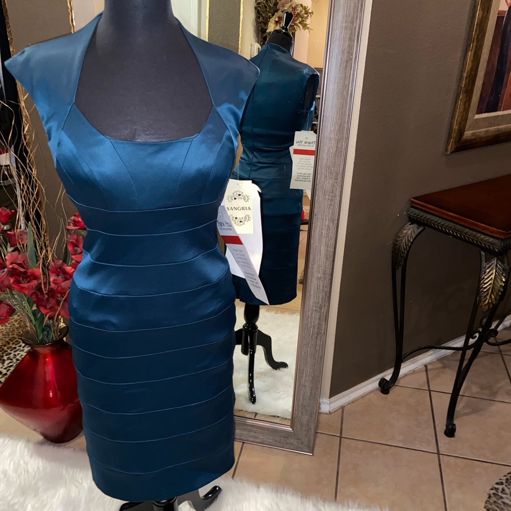 Mini cocktail dress - Picture 7 of 11